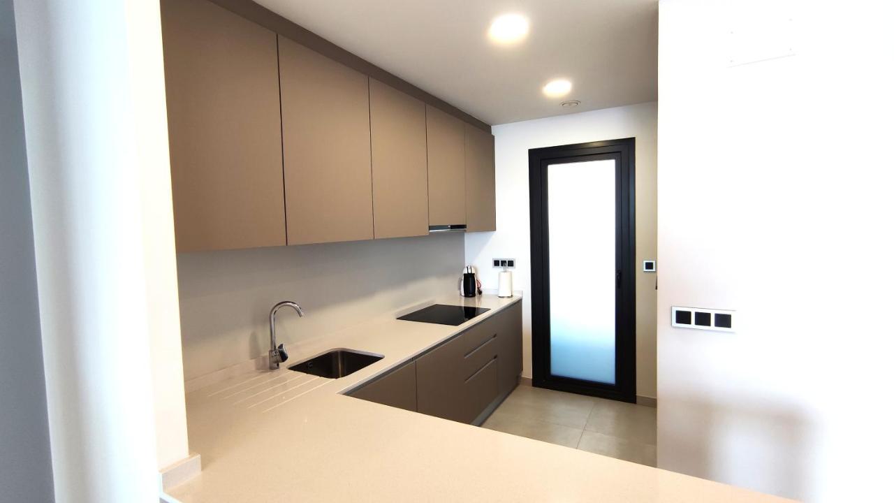 Apartamentos Sunset Waves by Sonneil Rentals Benidorm Exterior foto